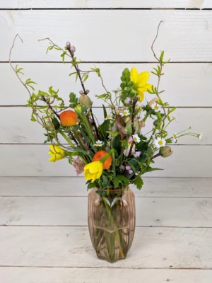 Cadeauvaasje met seizoensbloemen