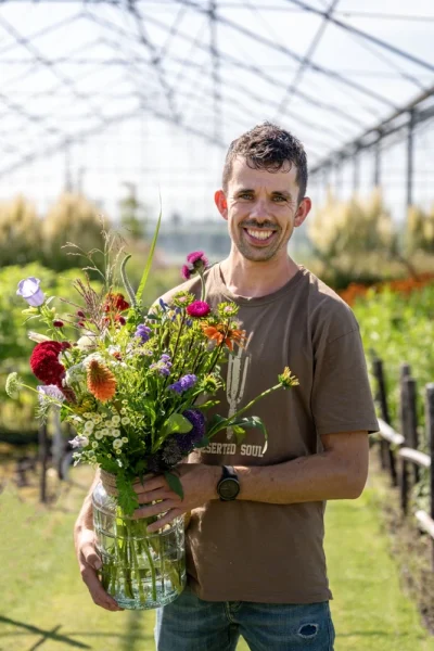 Kweeklokaal over Bjorn Hoogenboom